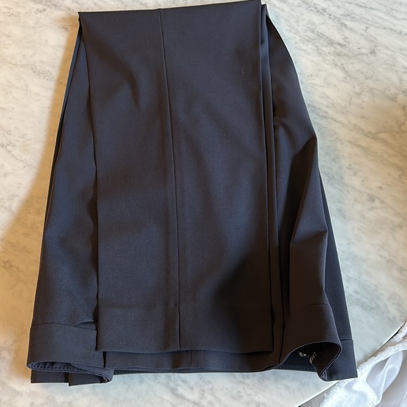 Lafayette Lightweight Wool, Irving Trouser - Picture 5 of 5